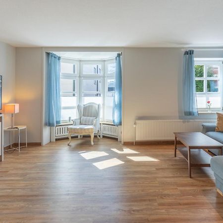 Luette Stuuv Im Schlossgang 胡苏姆 外观 照片